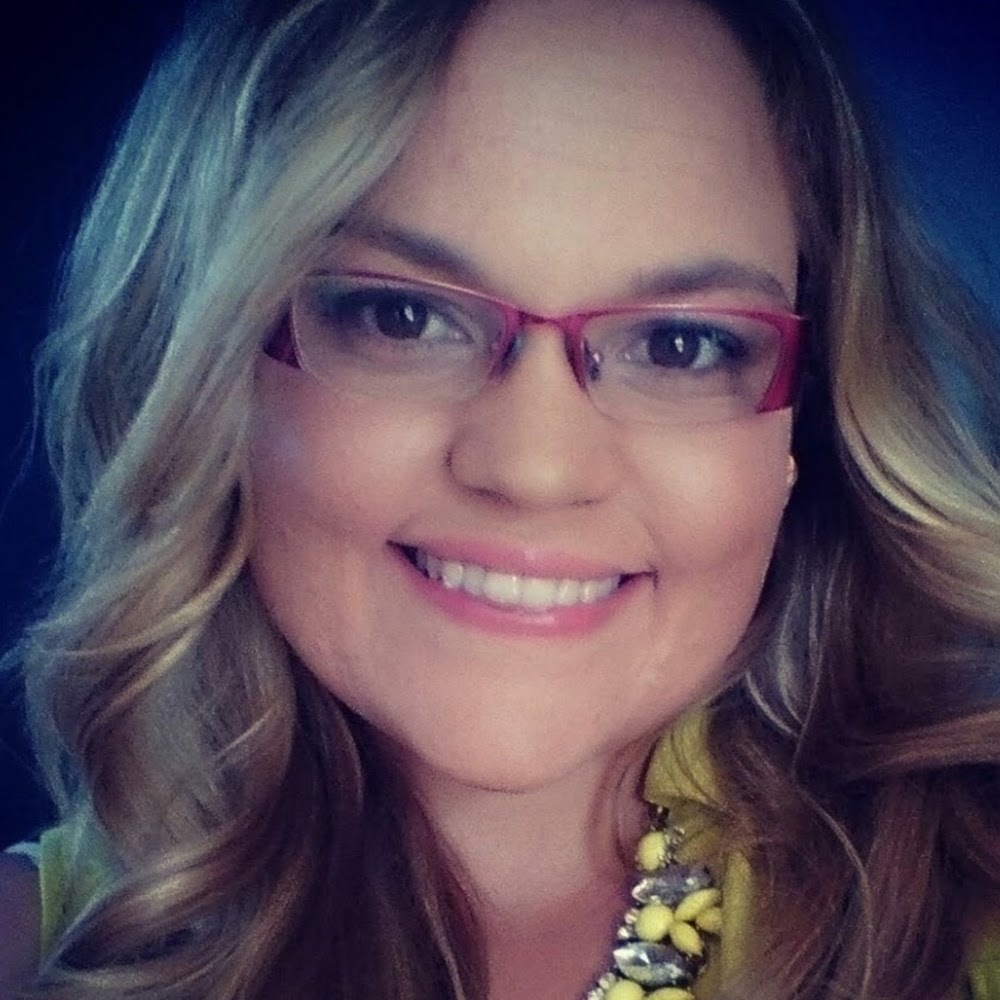 Meet your Posher, Lacey